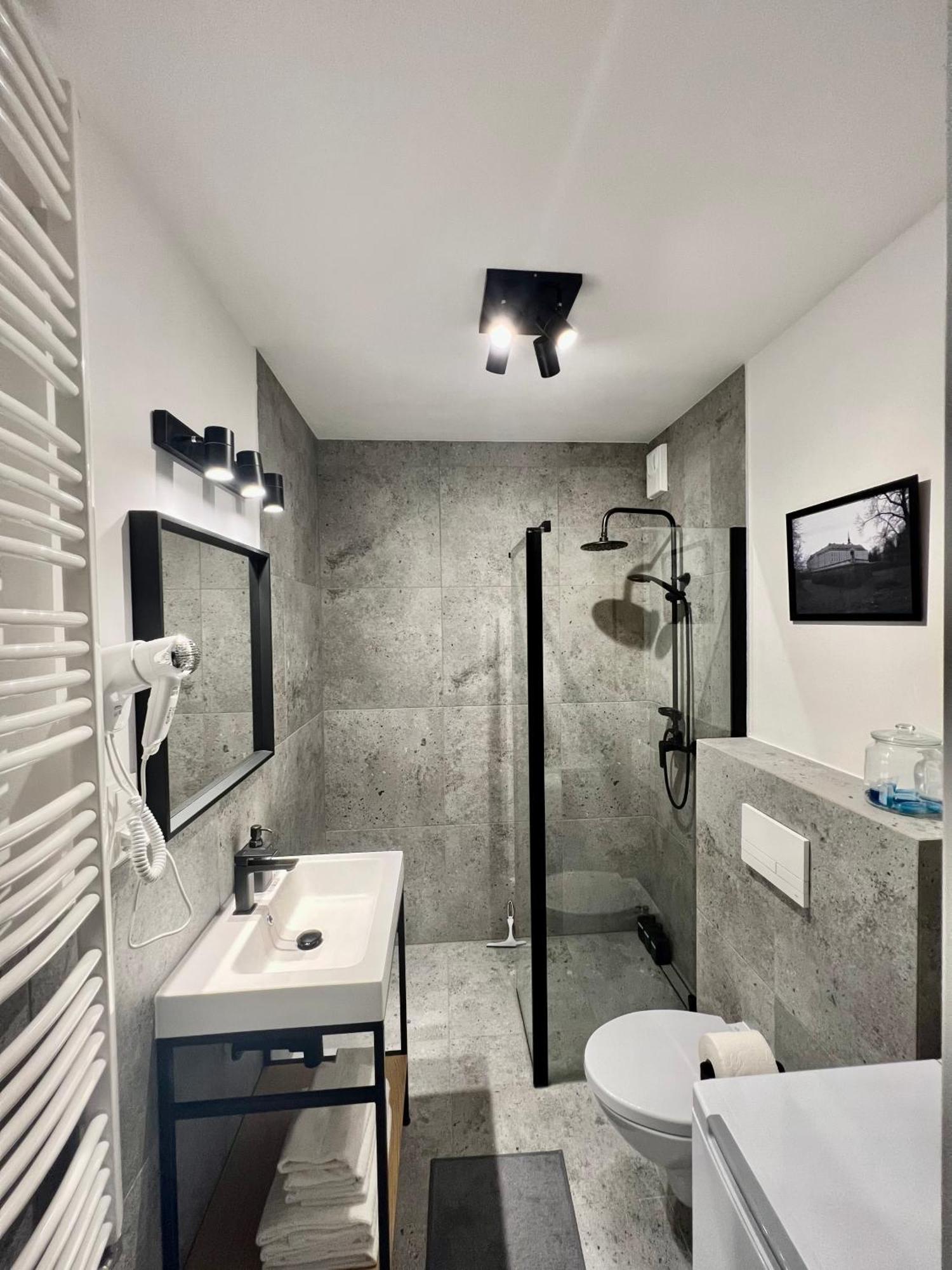 Apartament Przytuly 4, Self Check In, Parking, Blisko Lotniska Rzeszow Dış mekan fotoğraf